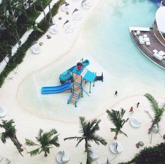 Azure Urban Beach Resort Manila By Radlett Extérieur photo