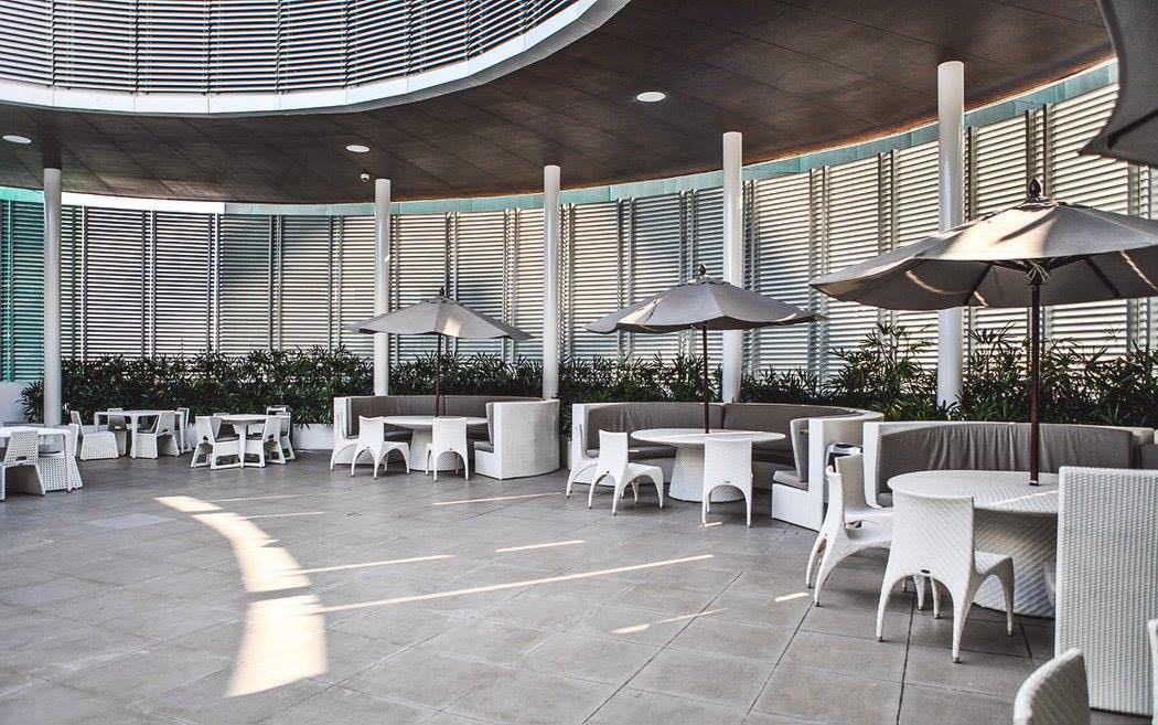 Azure Urban Beach Resort Manila By Radlett Extérieur photo