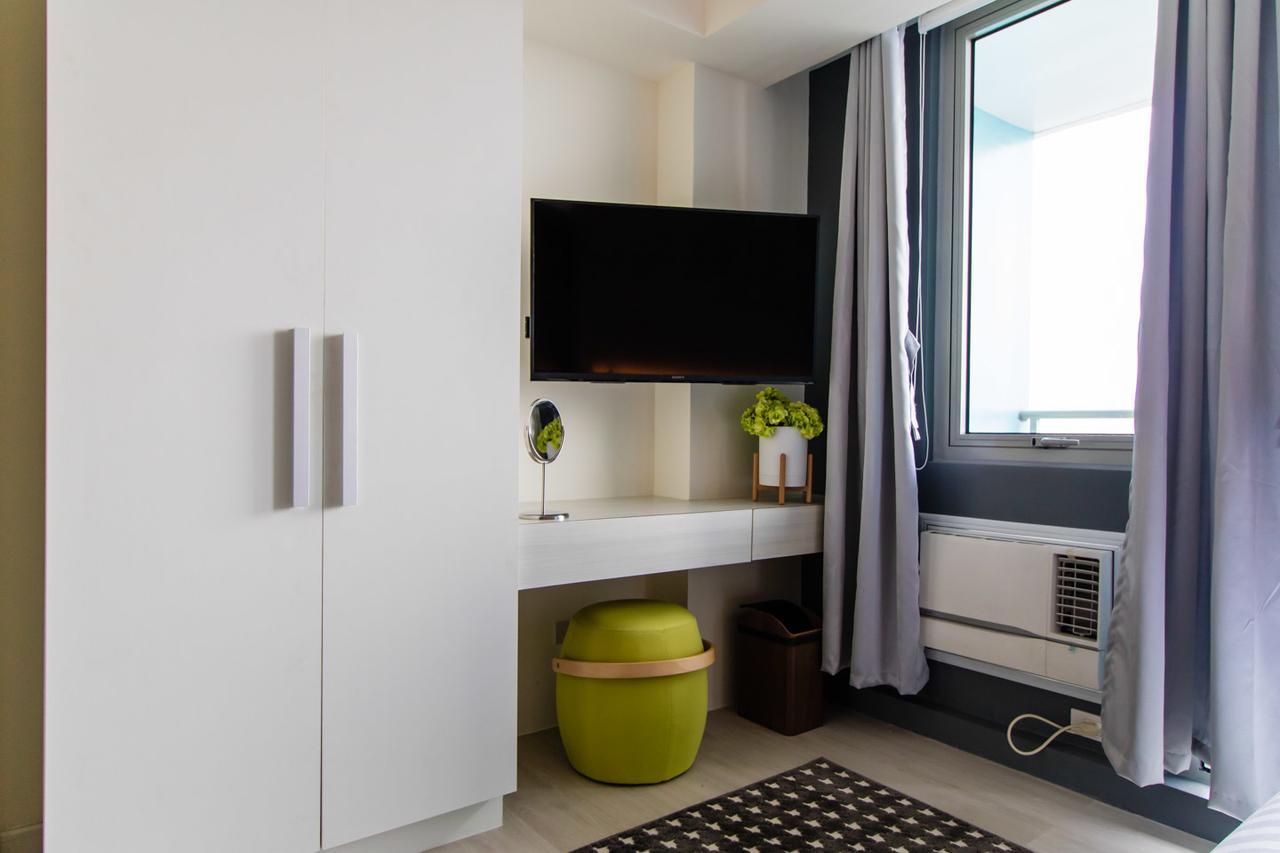 Azure Urban Beach Resort Manila By Radlett Extérieur photo